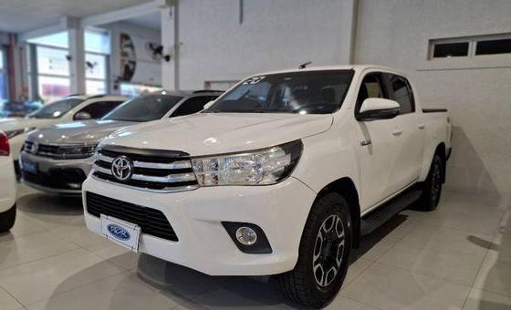 TOYOTA HILUX 2.7 SR 4X2 CD 16V FLEX 4P AUTOMÁTICO TOYOTA HILUX 2.7 SR 4X2 CD 16V FLEX 4P AUTOMÁTICO